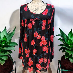 Matilda Jane Winter Blooms Tunic Top Size Medium Black Pink Floral